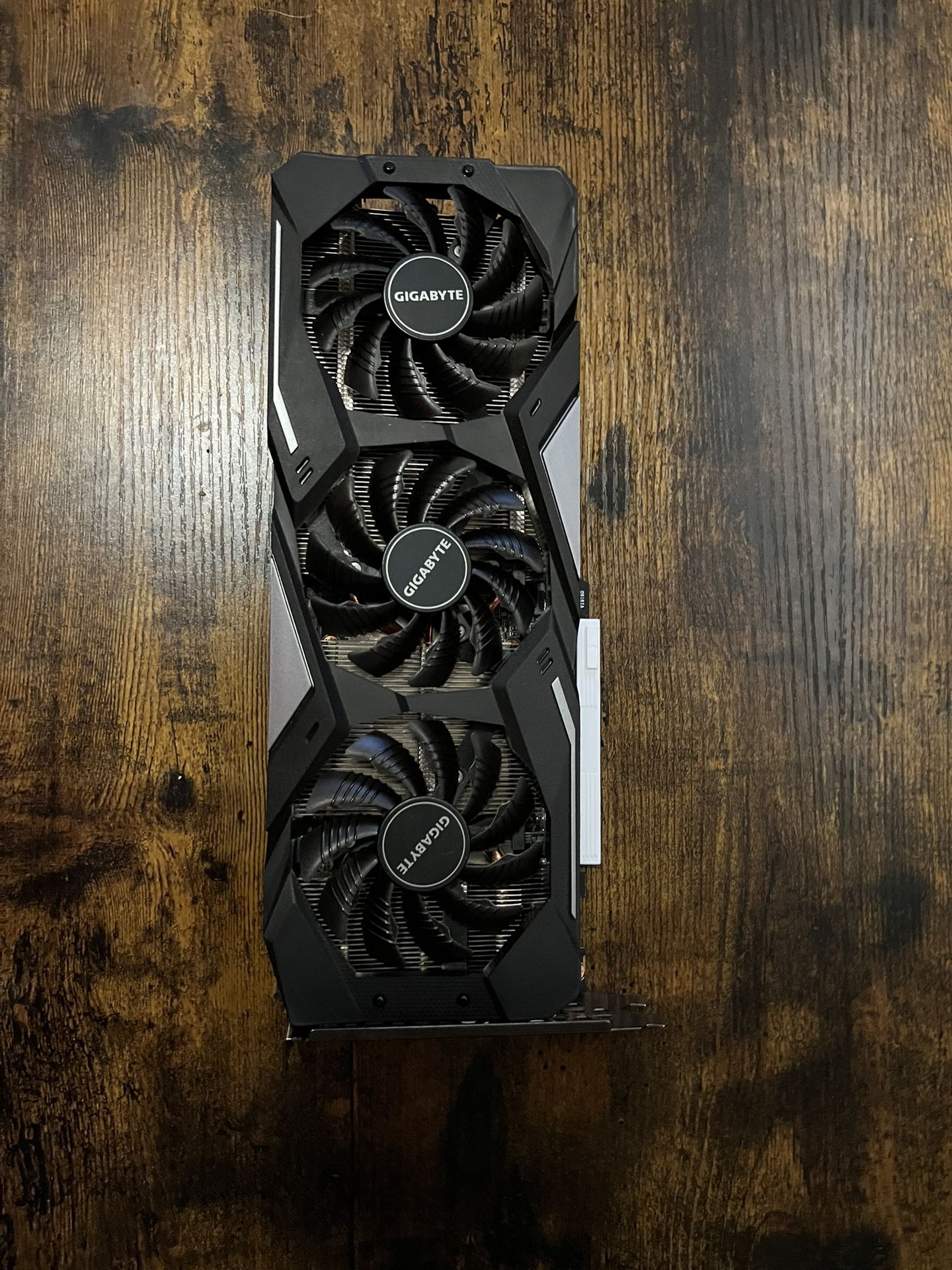 Gigabyte 5600xt 6gb