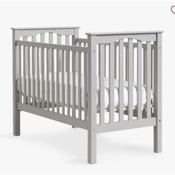 Pottery Barn Kendall Convertible Crib w/ Free Crib Mattress And Fitted Sheets 