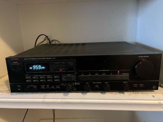 Luxman R-114 stereo receiver