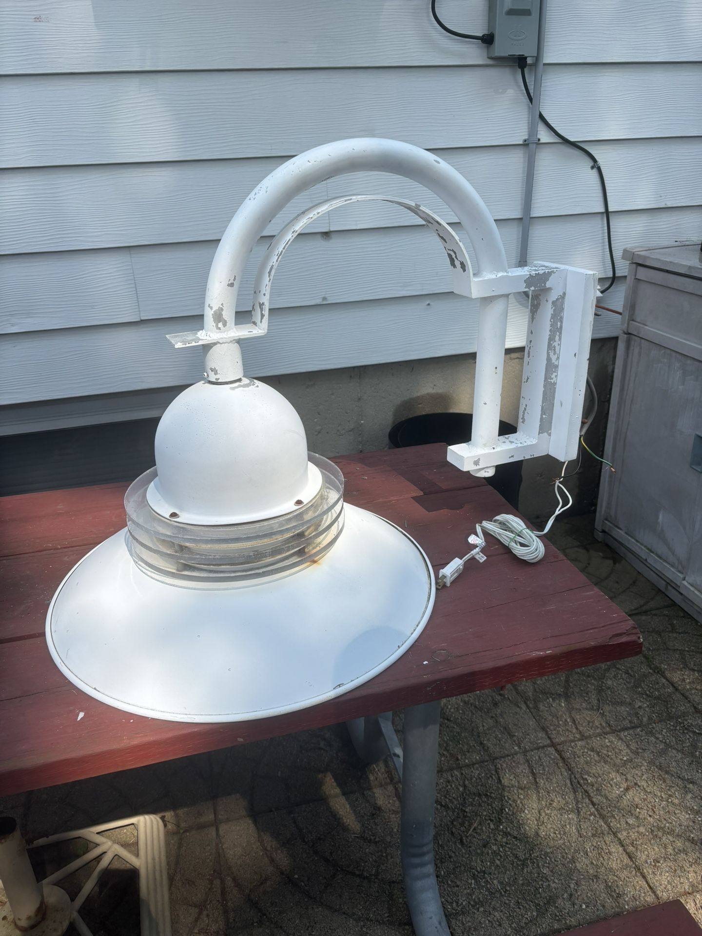 Large Outdoor Commercial Light
