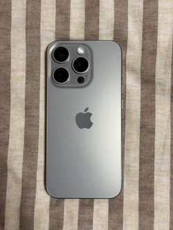 iPhone 15 Pro (1TB) (Unlocked )