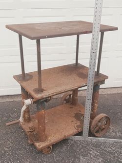HD ADJUSTABLE HEIGHT ROLLING METAL TABLE