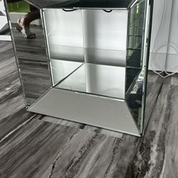 Side Table mirror