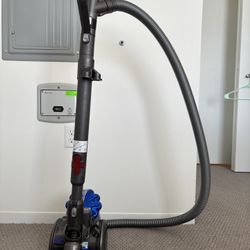 Dyson Standing Vacuum D26