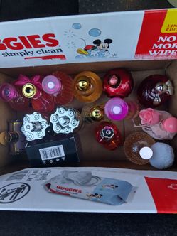 Man's and women's perfume full. 13