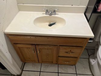 Bathroom vanity