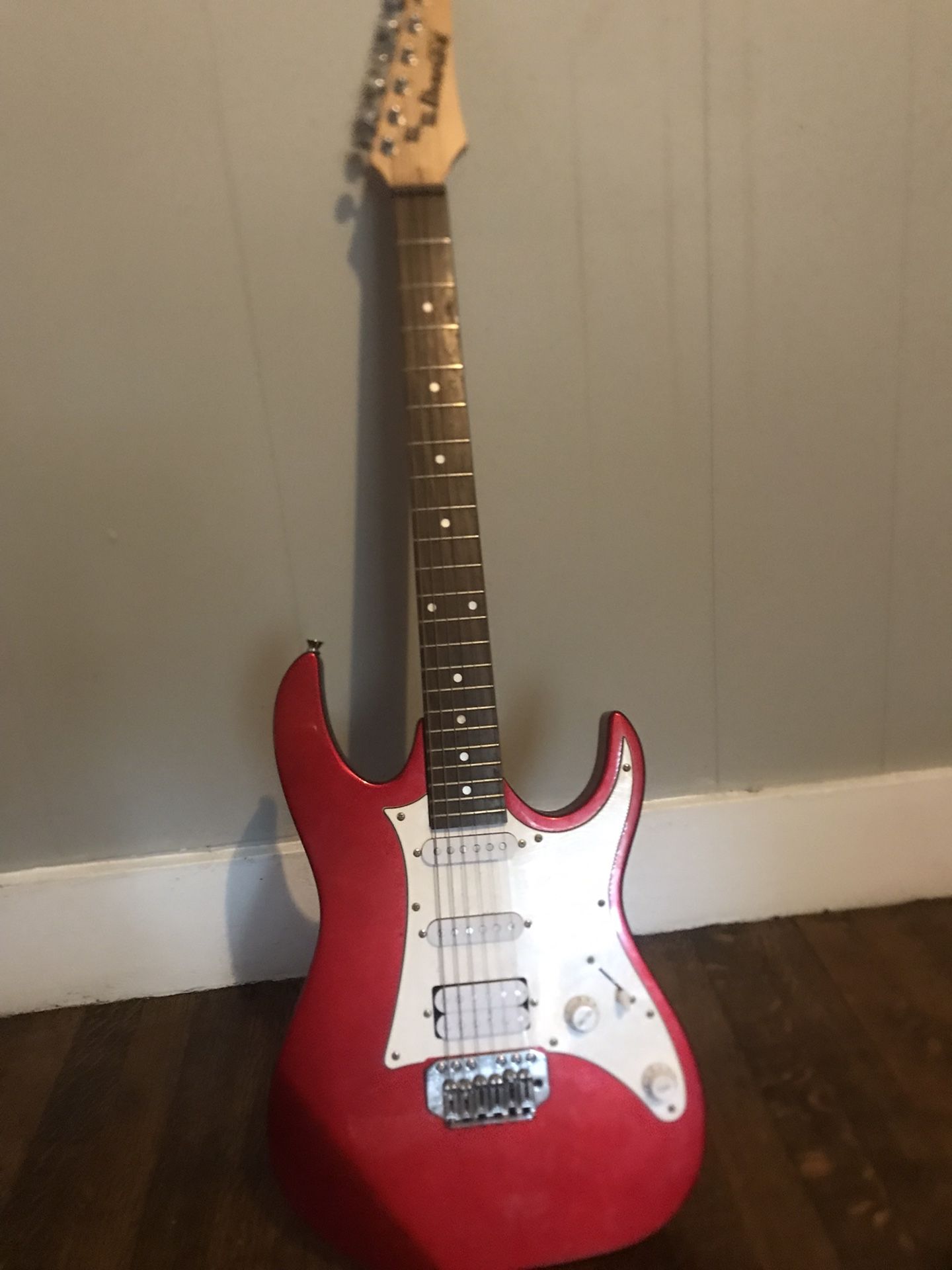 IBANEZ Electric Guitar 6-String