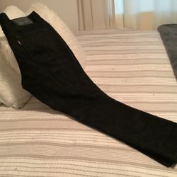 Pantalón Negro Levis Talla    34. X. 30