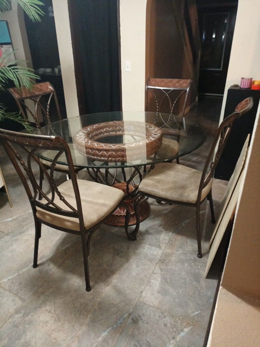 Real iron Dinning Room Table.