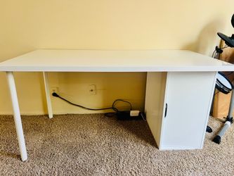 IKEA LAGKAPTEN / ALEX study desk - excellent condition