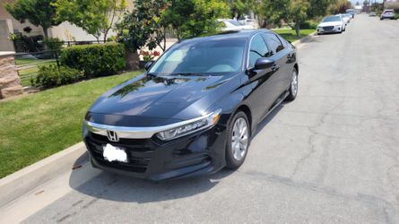 2020 Honda Accord - Sedan - Clean title