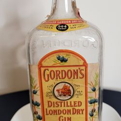 Vintage 1941 Gordon’s Gin Bottle - 1 Quart - Linden, NJ - Embossed Boar’s Head