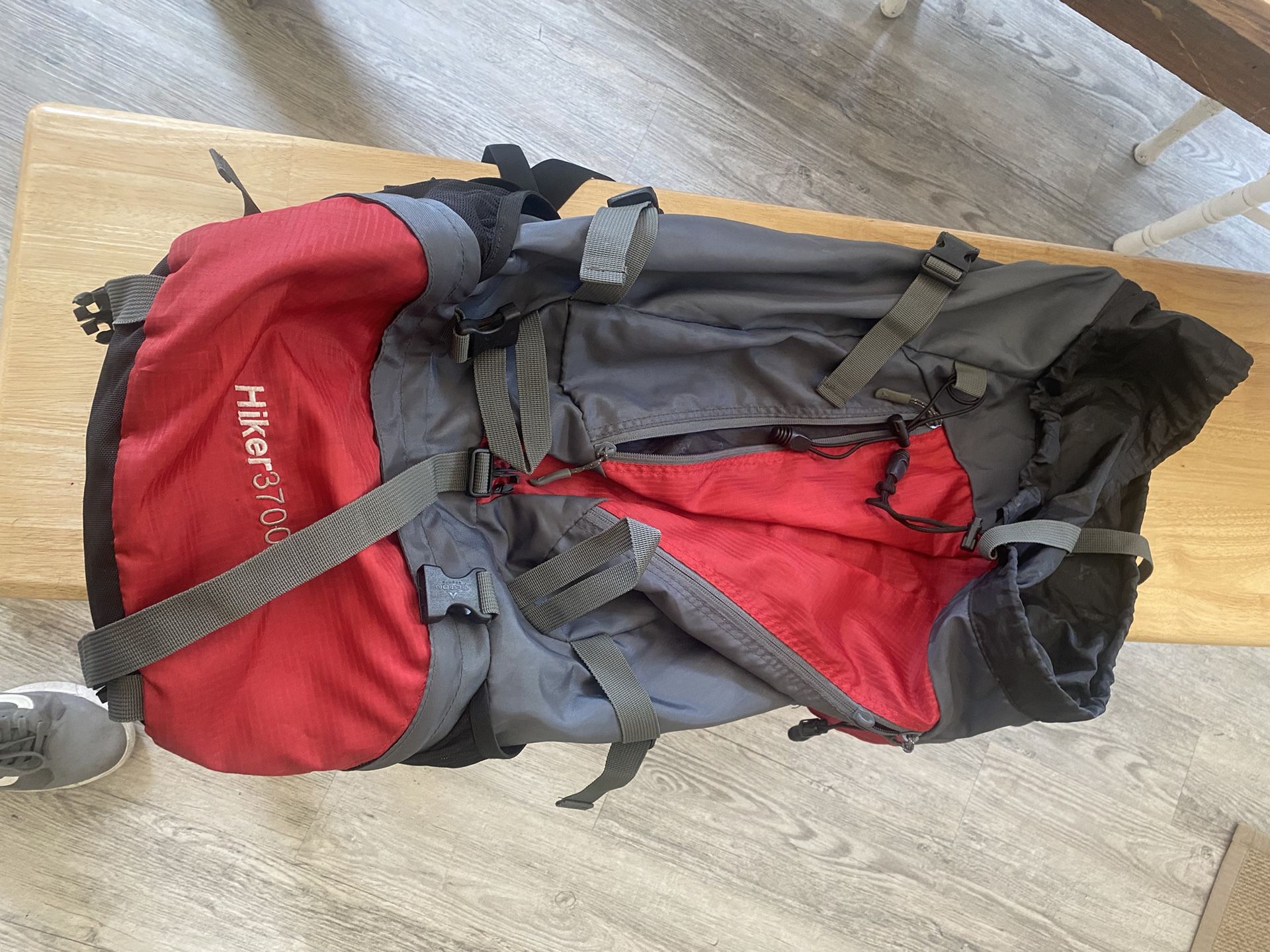 Hiker 3700 Backpack Like New