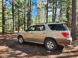 2005 Toyota Sequoia