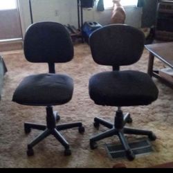 2 Computer Chairs