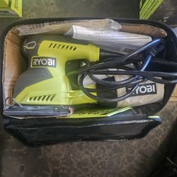 RYOBI

2 Amp Corded 1/4 Sheet Sander

