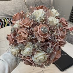 QUINCEAÑERA BOUQUET