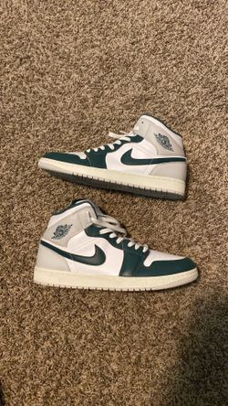Nike Air Jordan 1 Mid SE Oxidized Green