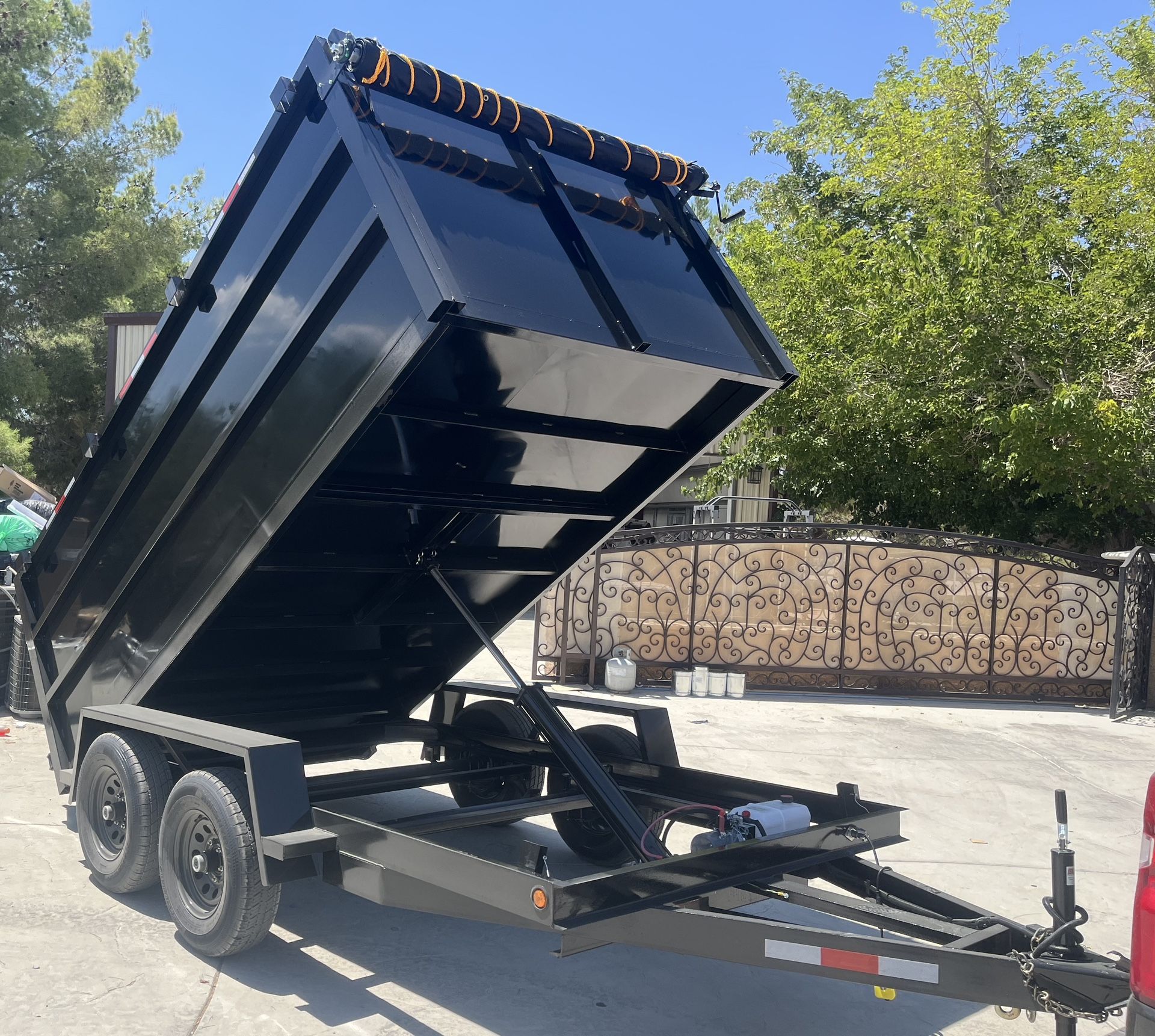 Hydraulic Dump Trailer