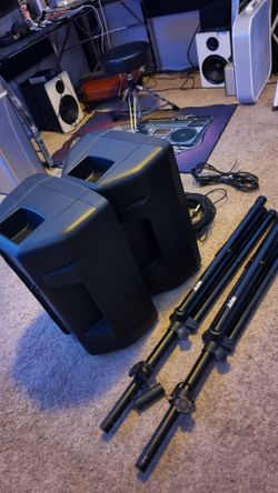 JBL Portable 12’ Speaker W/ Bluetooth