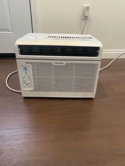 TOSHIBA AIR CONDITIONER