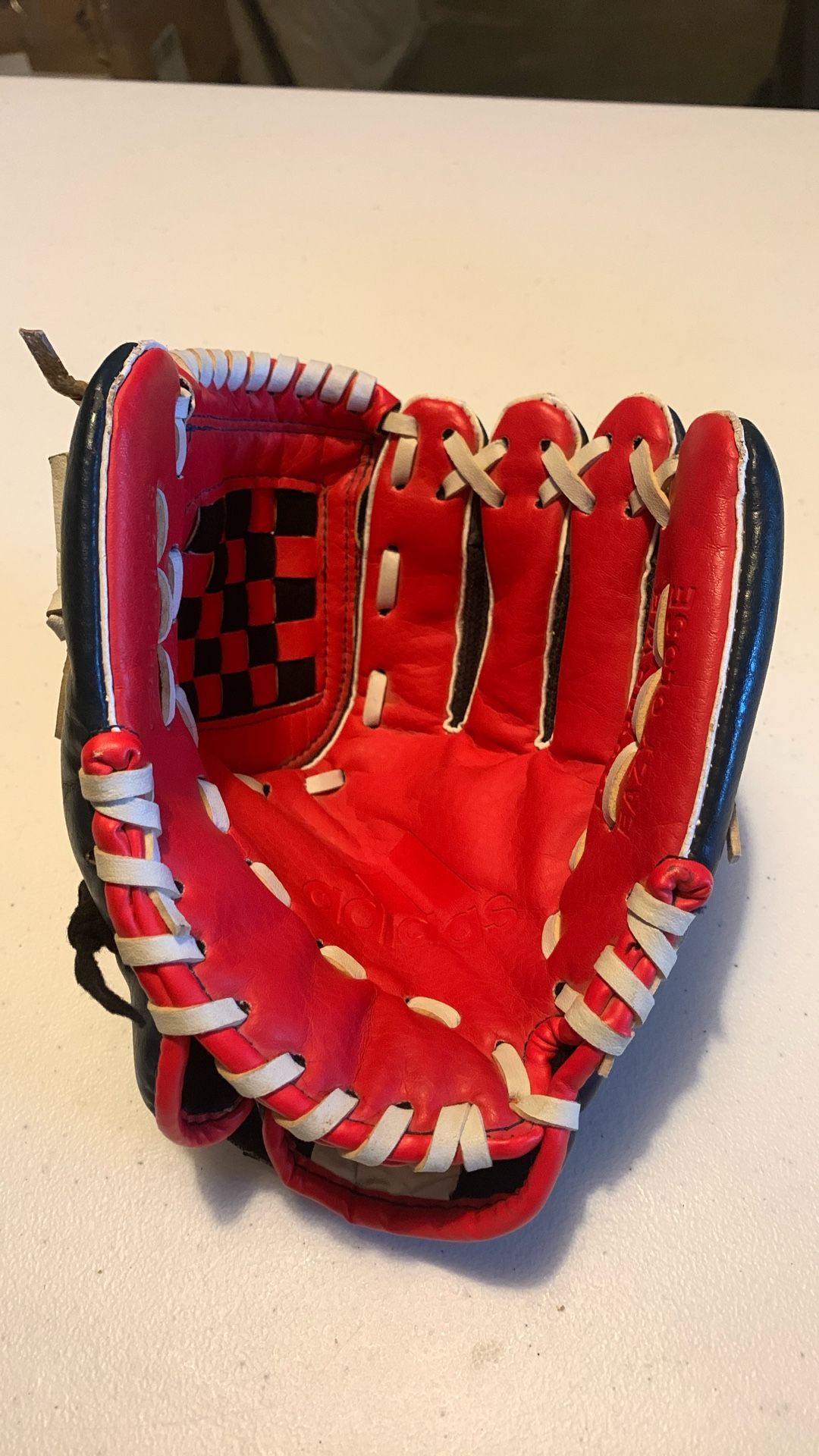 Adidas Kids Tee Ball/Baseball Glove