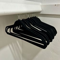 Black Velvet Hangers - Pack of 20 - Good Condition