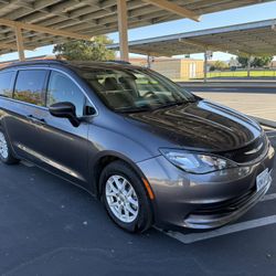 2020 Chrysler Voyager LXi