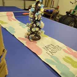 Easter Tabke Runner And Easter Tree