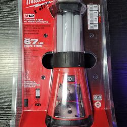Milwaukee
M12 12-Volt 400 Lumens Lithium-Ion Cordless LED Lantern/Trouble Light with USB Charging (Tool-Only)
