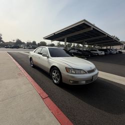 2001 Lexus ES 300