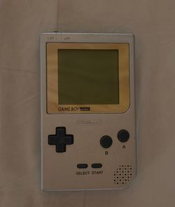 Orginal Gameboy Pocket Silver color
