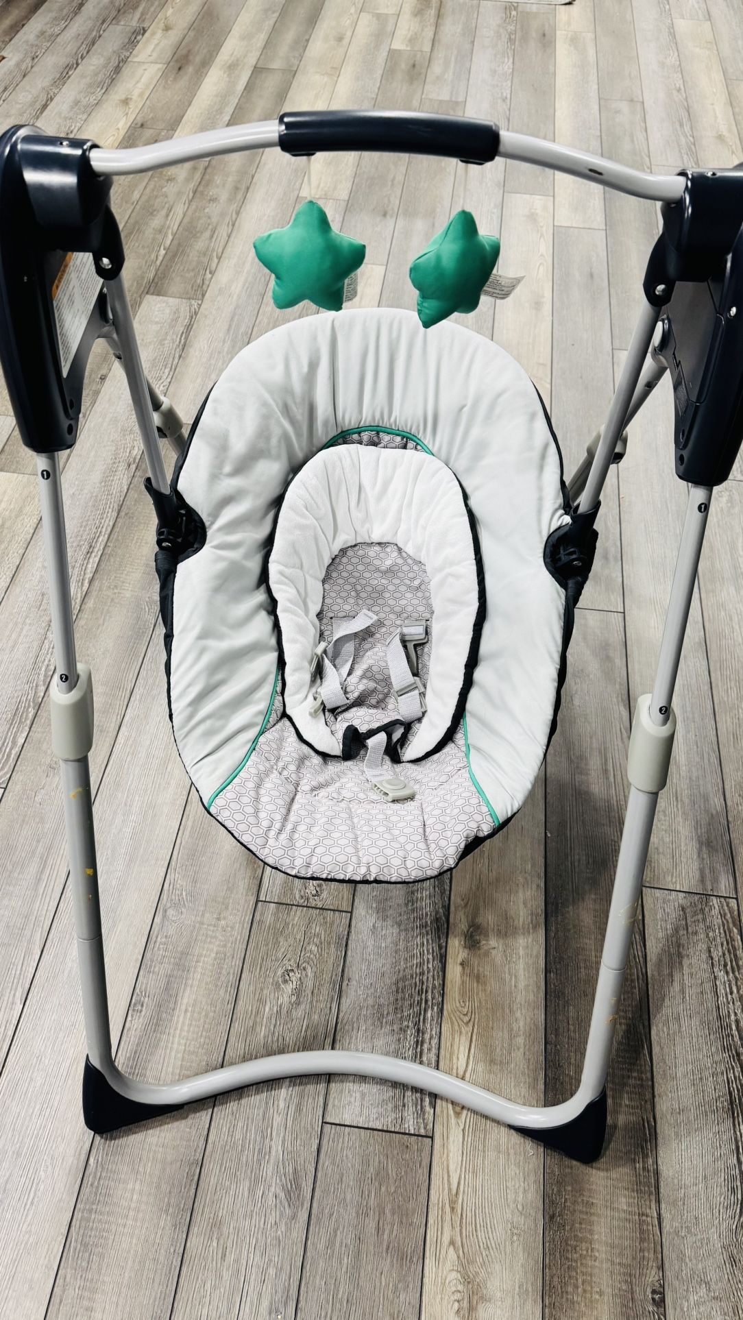 Graco Compact baby Swing