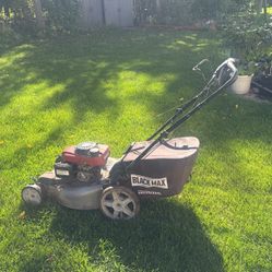BlackMax Gas Lawn Mower