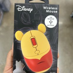NWT Disney Winnie the Pooh Wireless Mouse 
