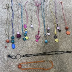Dress Up Necklaces (14)