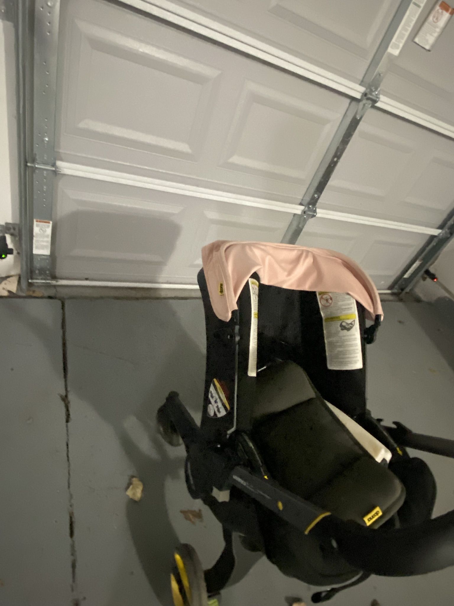 Donna Car seat with base