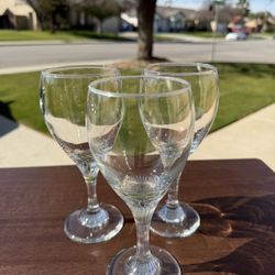 3 Glasses