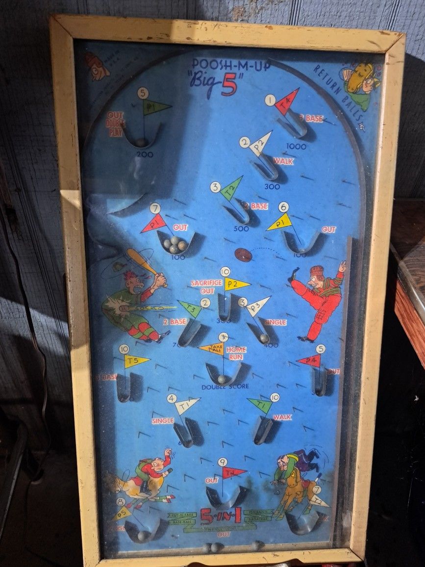 VINTAGE PINBALL GAME