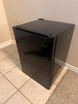 Haier Black Mini Fridge