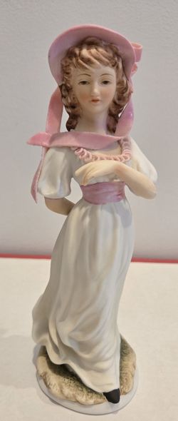 Pinky Figurine By Lefton