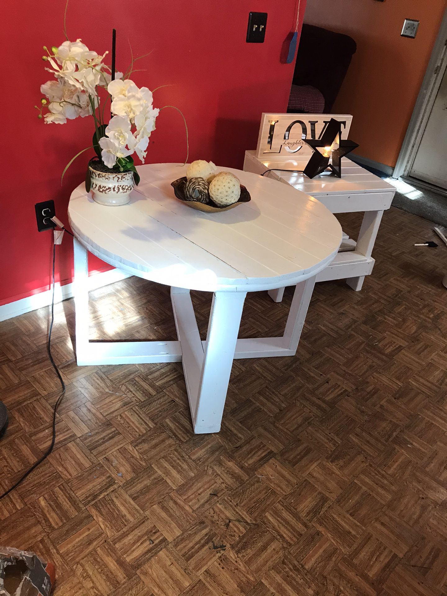 Distressed Farmhouse Coffee Table With Matching Side Table