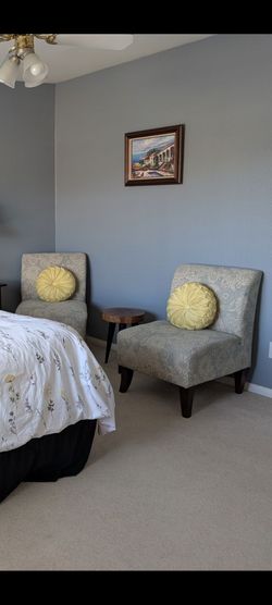 2 Matching Accent Chairs