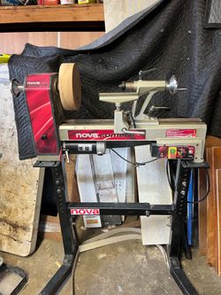 Wood lathe,