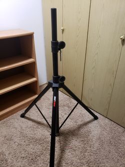 Speaker Stand