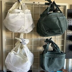 Mesh Toiletry Bags 1.00 Each