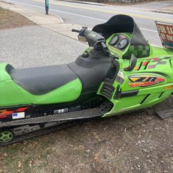 arctic cat zr500