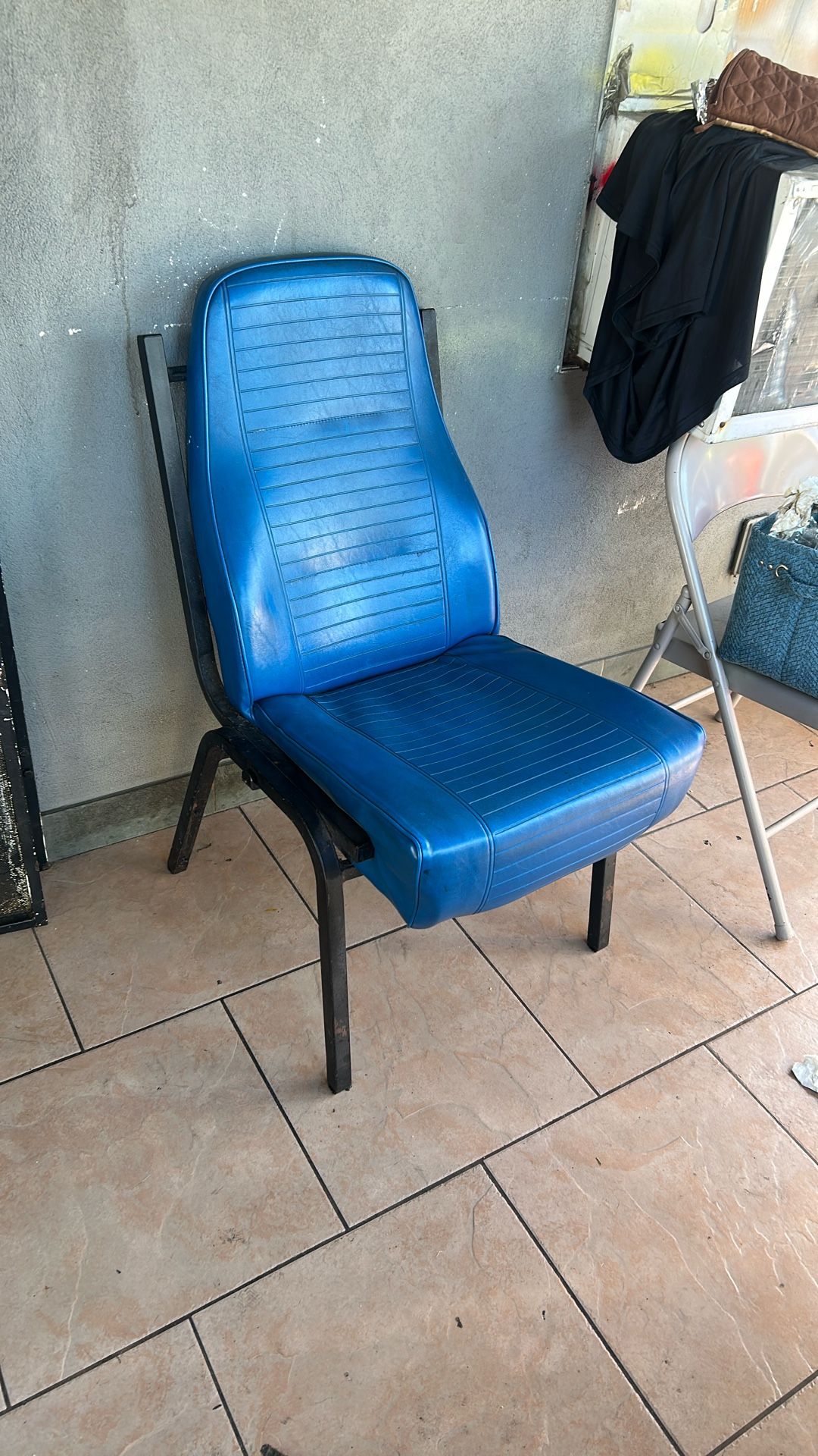 Mustang Bucket Seat Chair