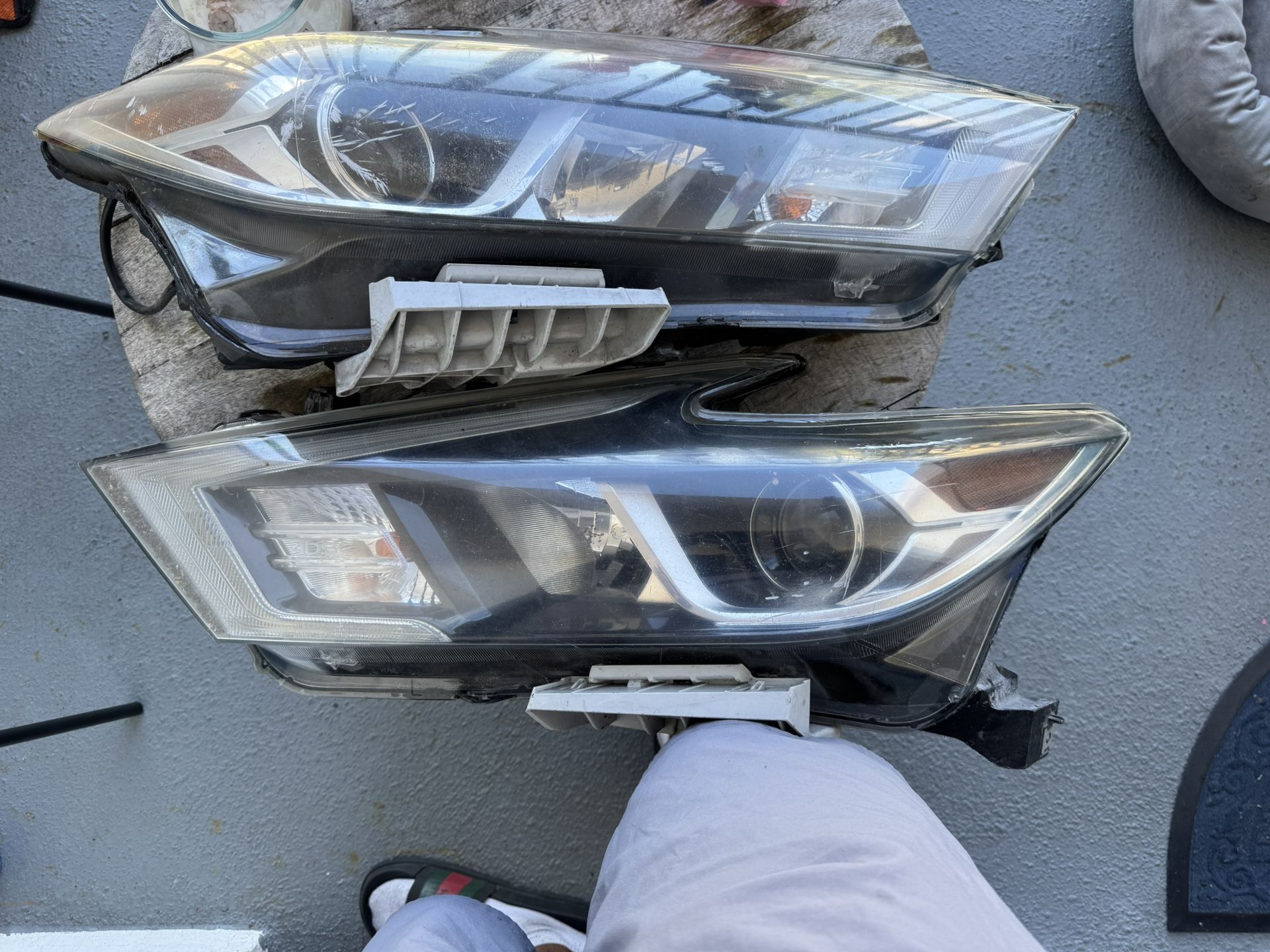 Headlight 2017