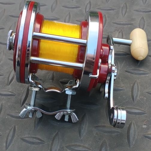 Penn Squidder Jr. 146 w/clamp for Sale in Riverside, CA - OfferUp
